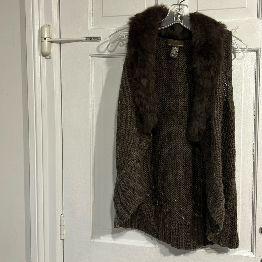 Fur-lined open cardi style knit vest